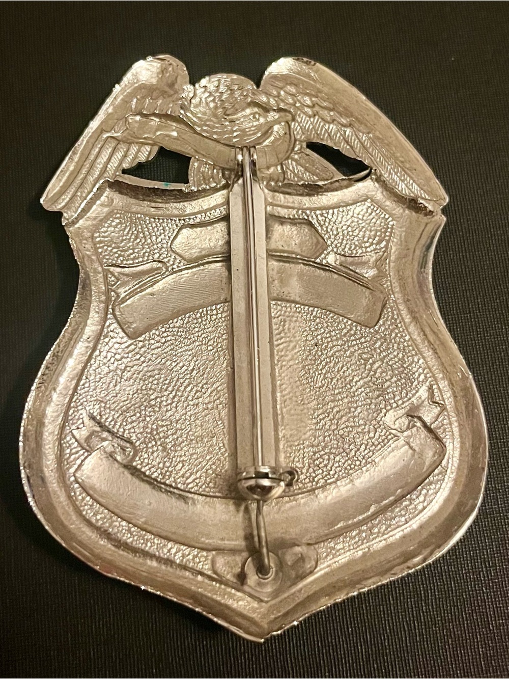 Washington D.C. Police Armed Forces Badge - Picture 4 of 4